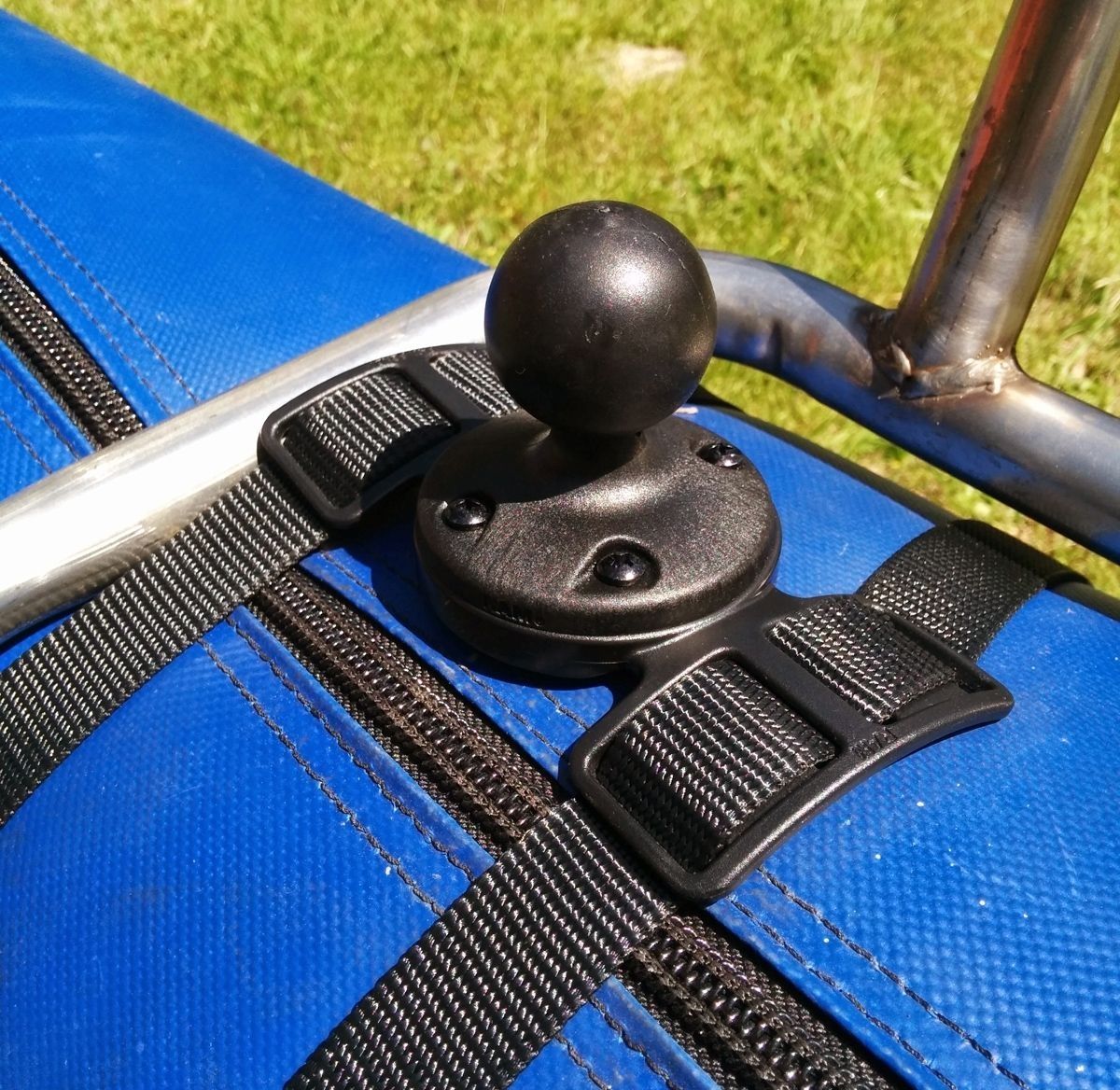 UNPKD RAM FLOAT TUBE ADAPTER W 1.5" BASE
