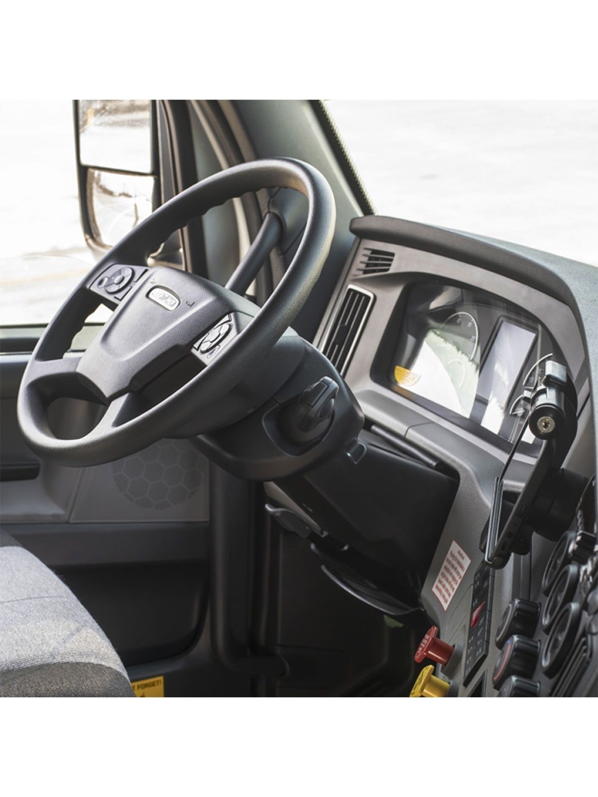 RAM® Spacer Plate Accessory for Flush Mounting