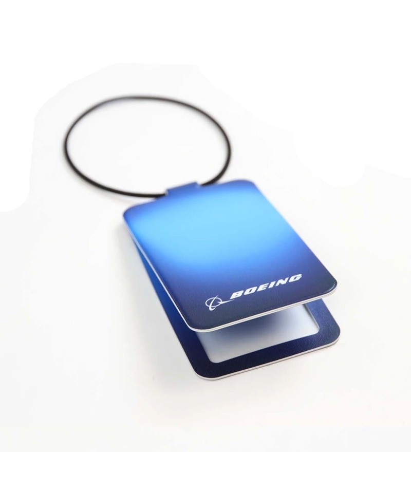 Boeing Living Blue Folding Travel Tag