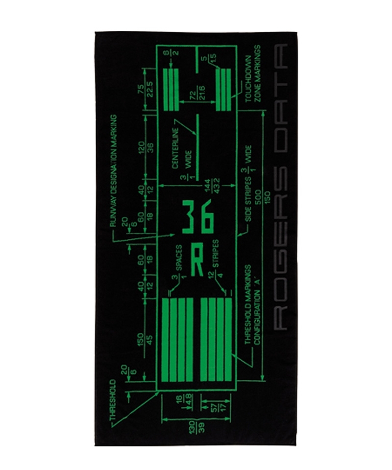 Rogers Data Badetuch Runway Markings - 100% Baumwolle, 90 x 180 cm, schwarz/grün