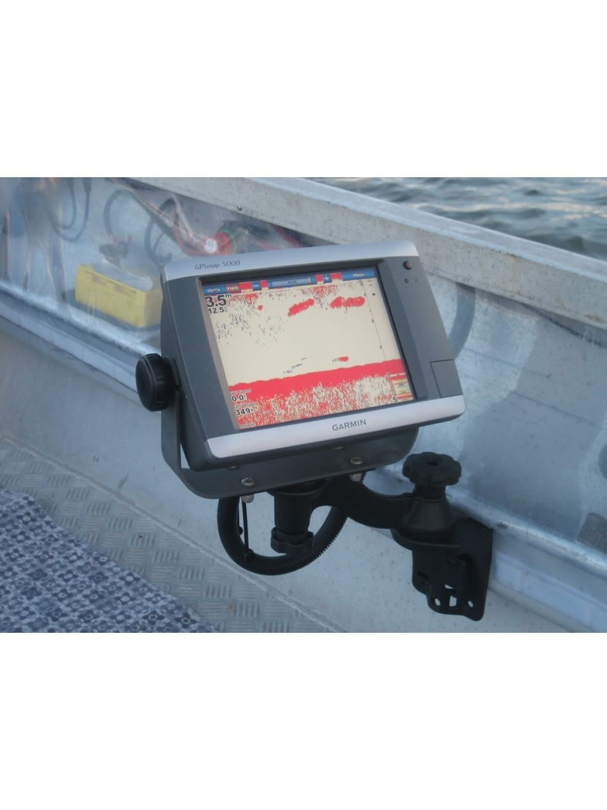 UNPKD RAM SING SWING ARM MOUNT SYS. VERT